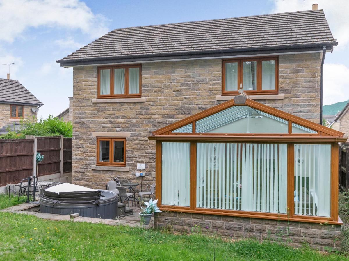 Holiday home 2 Carr Farm Close Glossop